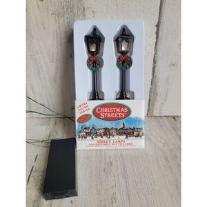 Lemax christmas streets 1991 Lamp Village accessory wreath